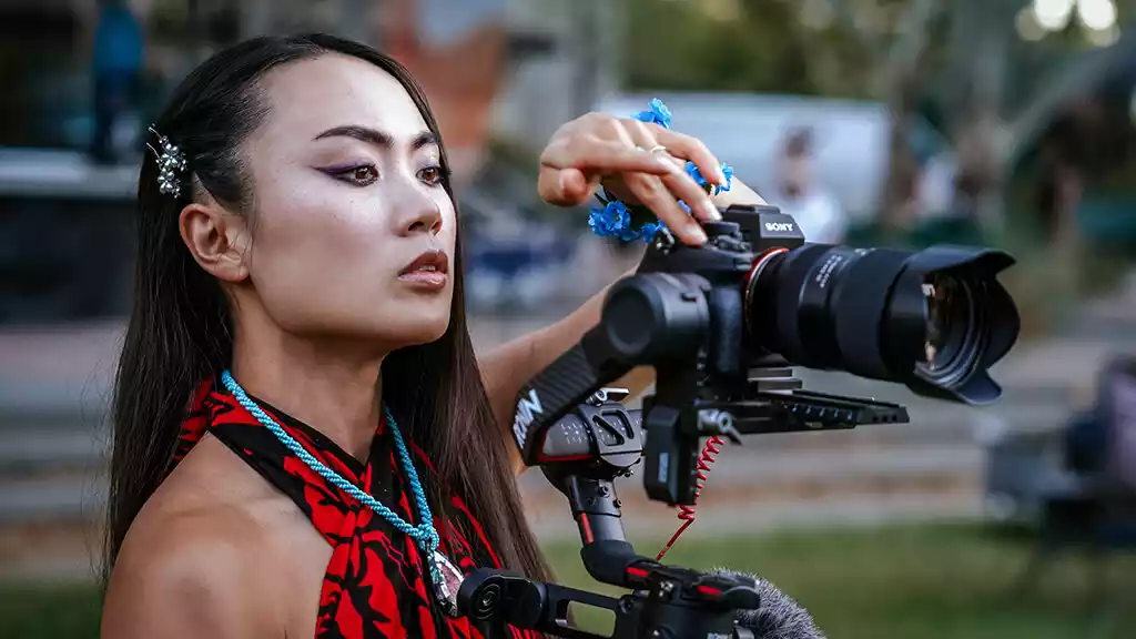 Female Videographer Using Mirrorless Sony on Ronin RS2